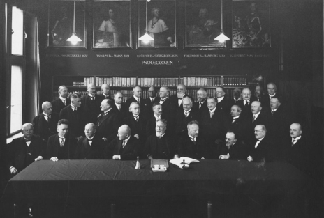 BILD: Handschütteln.